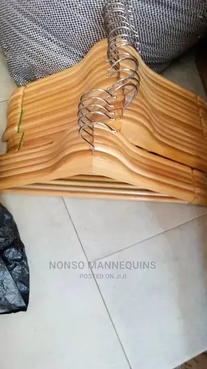 1 Bundle of 10 Pieces Wooden Hangers
