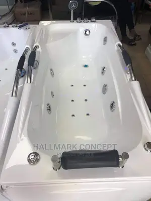 Single Jacuzzi Bath