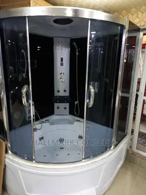 150x150 Showers Room.