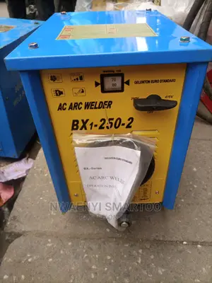 250amps Arc Welding Machine With Warranty