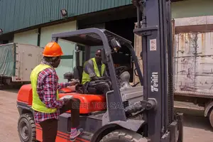 Forklift Operation, Maintenance Safety Training