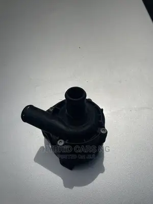 Toyota Prius Inverter Pump (Genii)