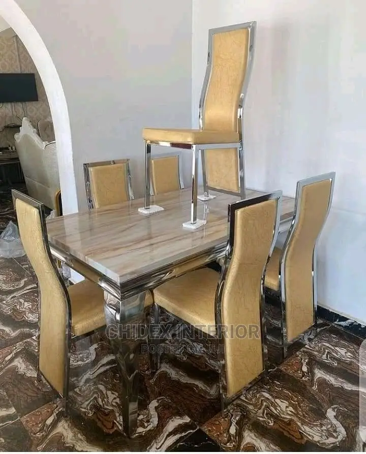 Marble Dining Table 6 Seaters