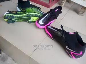 Nike Phantom Euro Football Boot