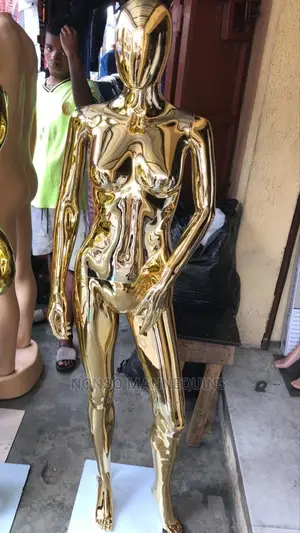High Quality Size 8 Gold Chrome Mannequins