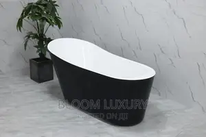 Black and White Freestanding Bathtubs