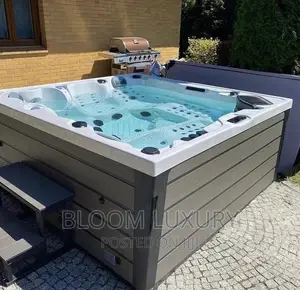 Spa Jacuzzi Bathtub (6 Seater)