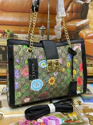 GUCCI Handbags