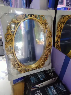 Royal Mirror