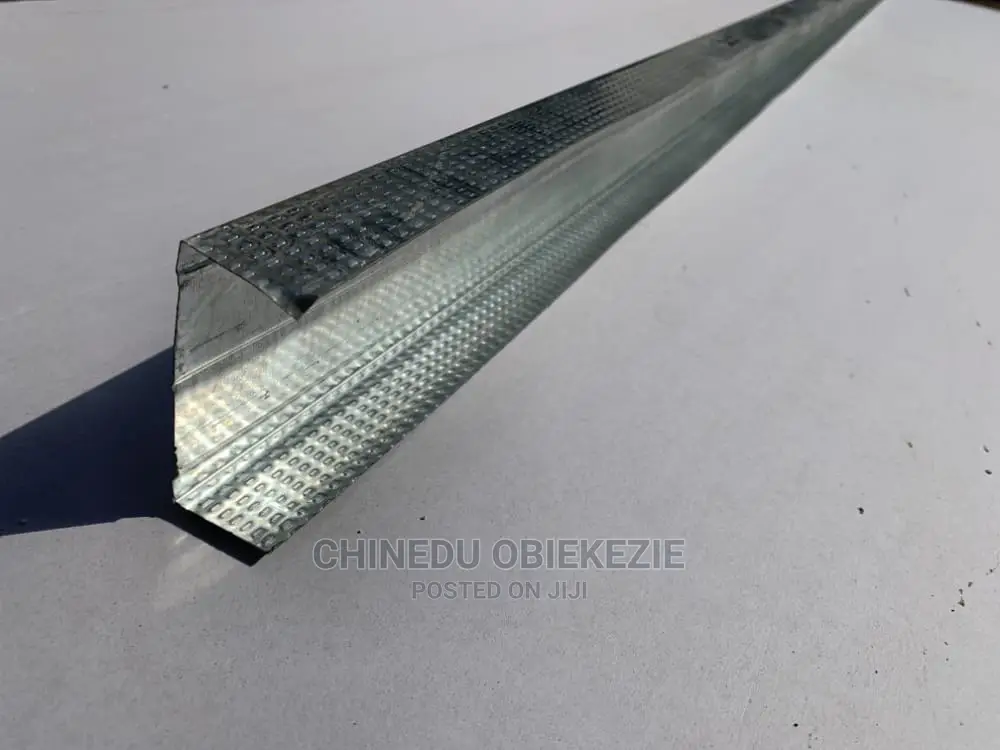 Partition Stud Track