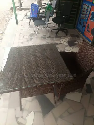 Outdoor Basket Tables With 4 Chairs