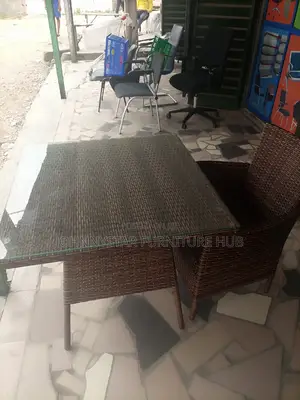 Italian Outdoor Basket 4 Chairs With Tables
