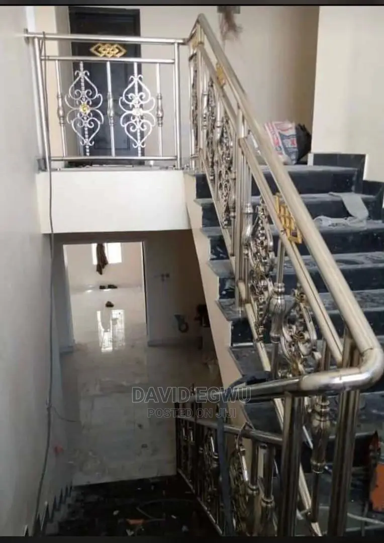 Stainless Rail With Combi Design