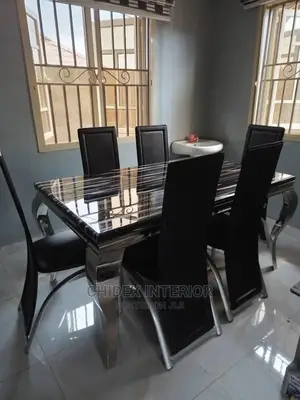 Marble Dining Table 6 Seaters