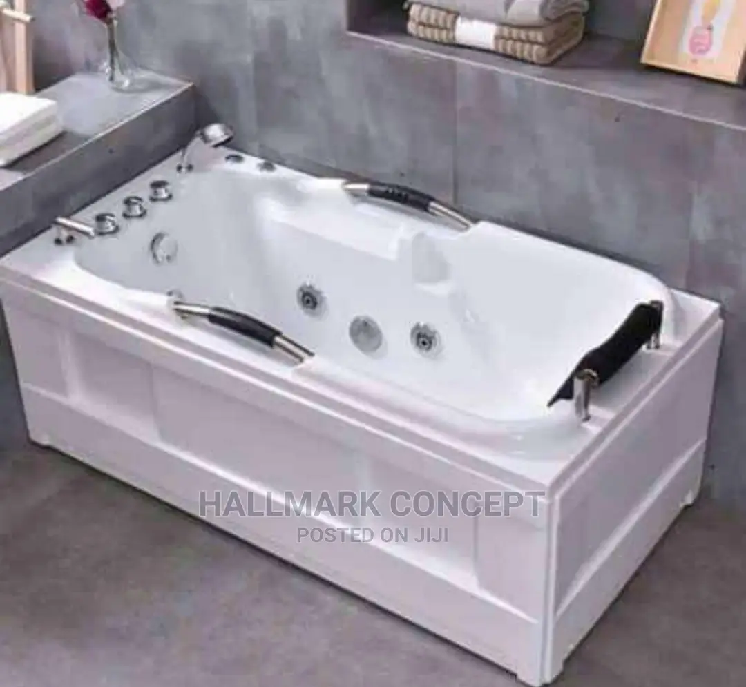 Executive Panel Bath Tub