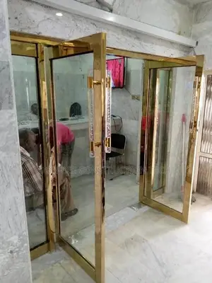 Entrance Glass Doors Frameless