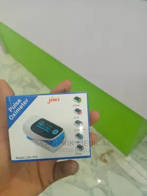 Easy to Carry Fingertip Pulse Oximeter
