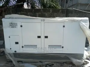 Perkins 200kva Soundproof Engine Generator