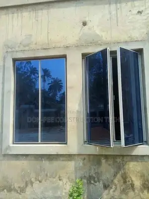 Frameless Casement Window