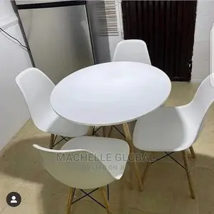 High Quality Table and Chairs