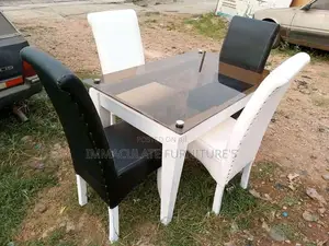 4seater Dinning Table