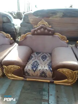 Quality 7 Seater Living Room Fabric Royal Chair