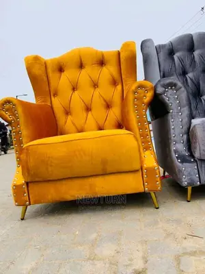 Single Chair.