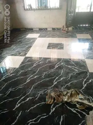 Tile Setter (Tiler)