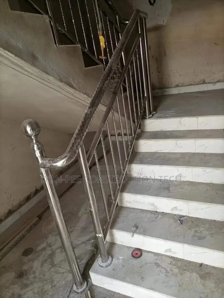 Horizontal Handrail