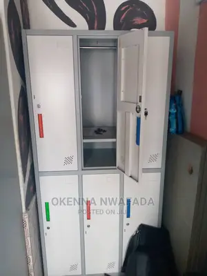 Office Workers Locker by 6door
