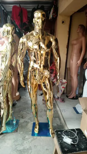 B20 Full Body Male Gold Chrome Display Mannequin