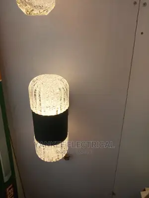 Quality Led Waterproof Up and Down Indoor and Outdoor Light