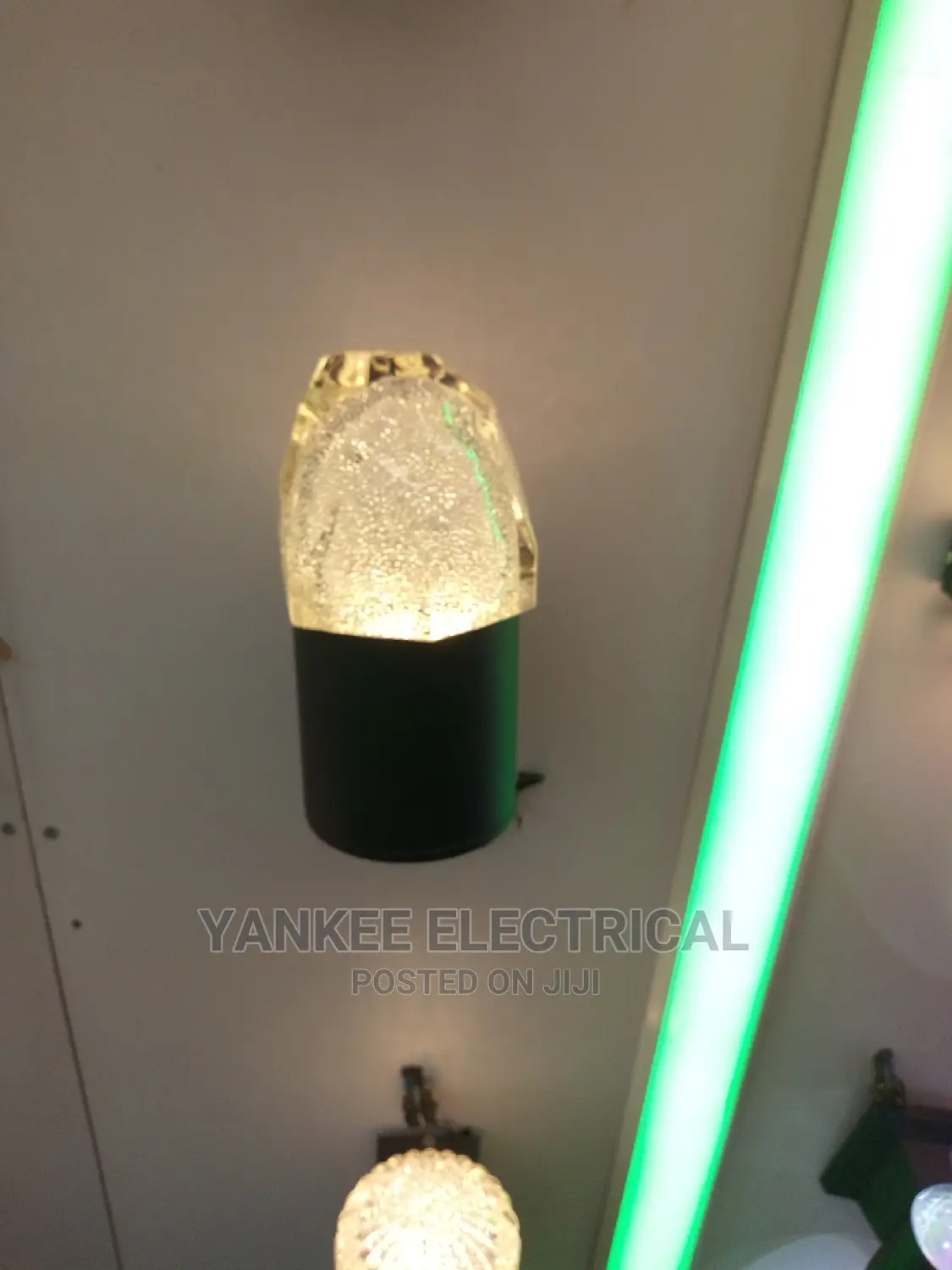 Quality LED Waterproof Up and Down Light