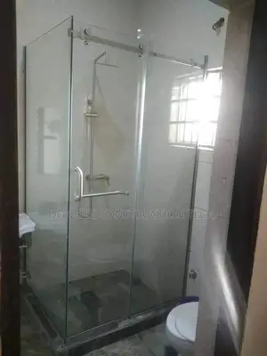 Tampered Glass Shower