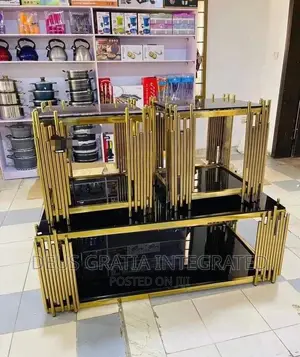 Center Table With 2 Side Stools