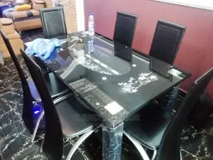 Glass Exotic Dining Table 6 Seaters