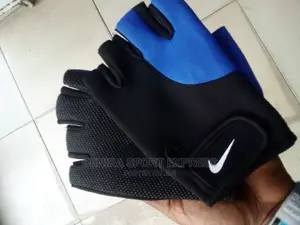 Nike Gym Gloves