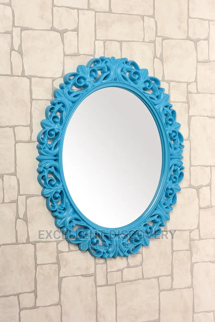 00A8 Mirror