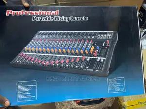 Yamaha 16 Channels Professional Mixer