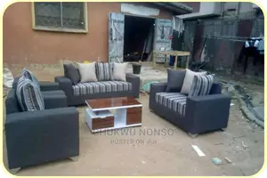 Complete Set of Quality Sofa With Center Table