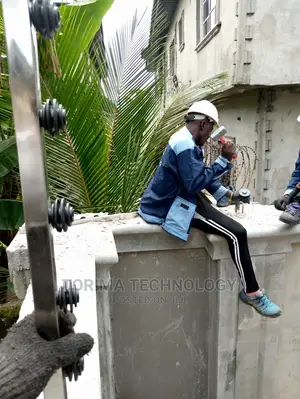 Electric Stainless Steel Pole