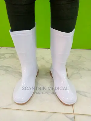 Professional Medical White Theatre Gum Boots