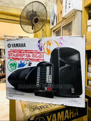 Yamaha STAGEPAS 600i