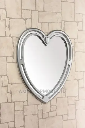Love Shape Mirror