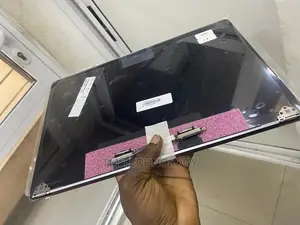 Macbook Pro 2017/18 Complete 15inch Screen