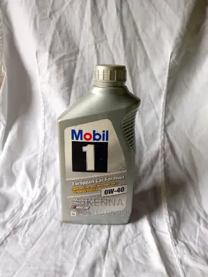 Mobil1 Sae Ow40 Advanced Full Synthetic Motor Oil.