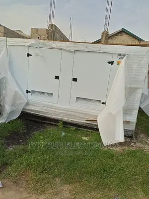 350KVA Perkins Soundproof Diesel Generator 100%Copper
