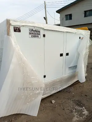 150KVA Perkins Soundproof Diesel Generator 100%Copper