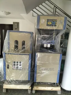 Pet Bottle Blowing Machine