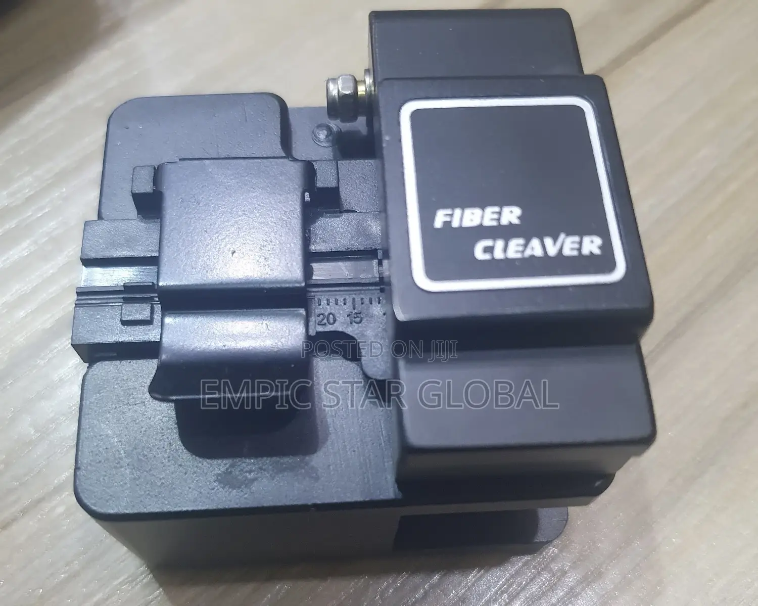 Fiber Optic High Precision Cleaver